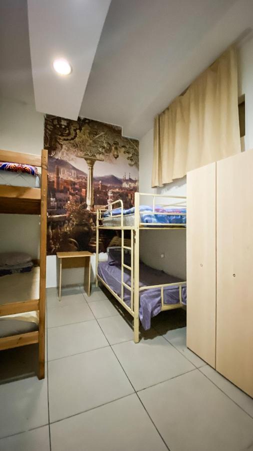 Fox Hostel アルマトイ 部屋 写真